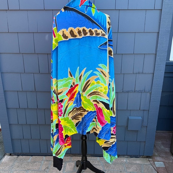 Dancing Gecko Hawaii wrap sarong Colorful Floral Women's Scarf tapestry - Picture 3 of 7